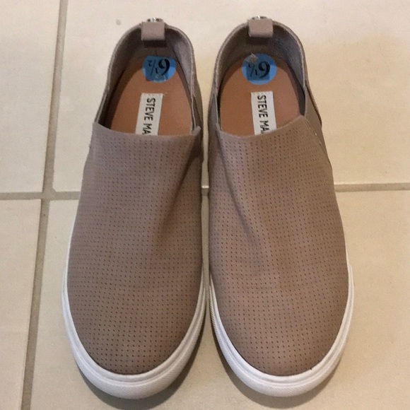 Steve Madden shoes / sneakers - Picture 1 of 4